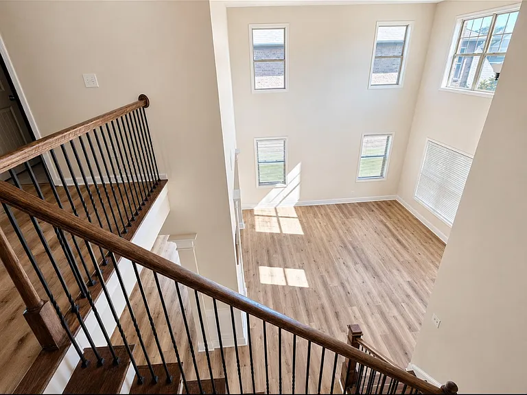7770 Harbison Hollow Ln — Photo 16
