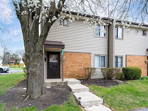 2nd image of 6400 Tantamount Ln