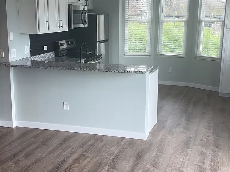 2219 Kenton St #A — Photo 23