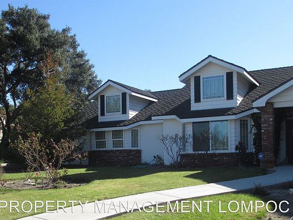 2nd image of 3042 Courtney Dr