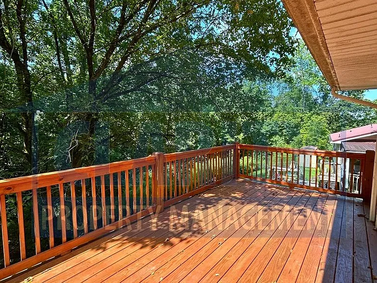 1970 Greendale Dr NE — Photo 6