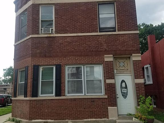 2nd image of 1438 S 57th Ct APT 1F