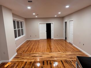 57 Cutler St APT 1, Worcester, MA 01604