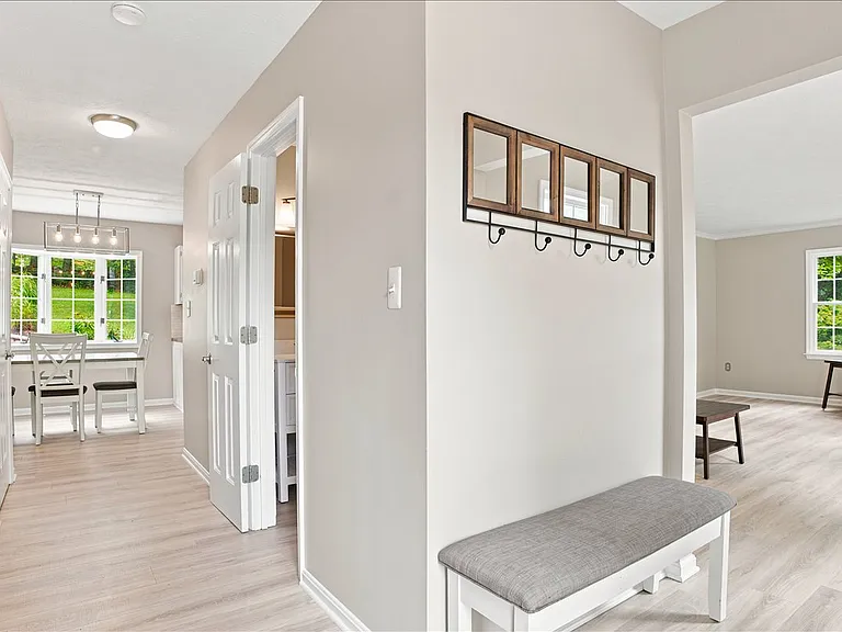 111 Launchris Dr — Photo 41
