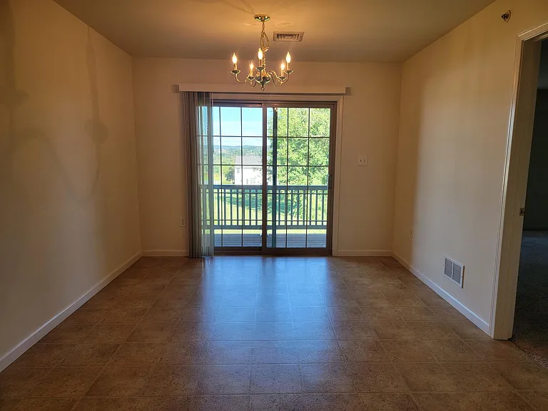53 Michael Ln #8 — Photo 7