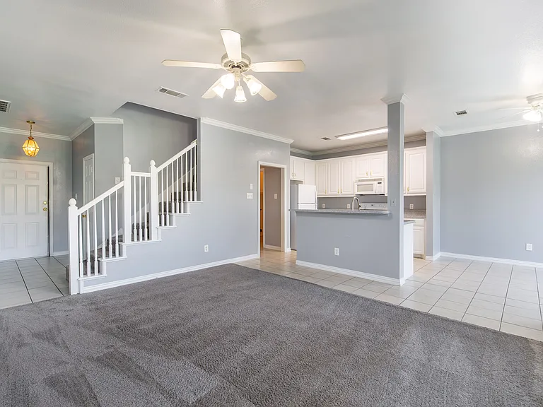 5813 Blackmon Ct — Photo 7
