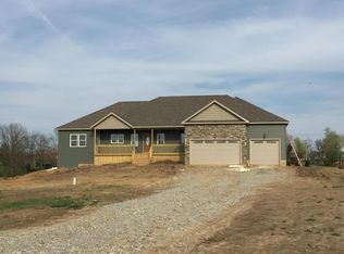 9171 Licking Trails Rd, Jacksontown, OH 43030