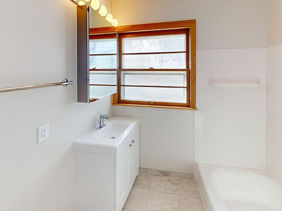 2nd image of 2908 W 93rd St