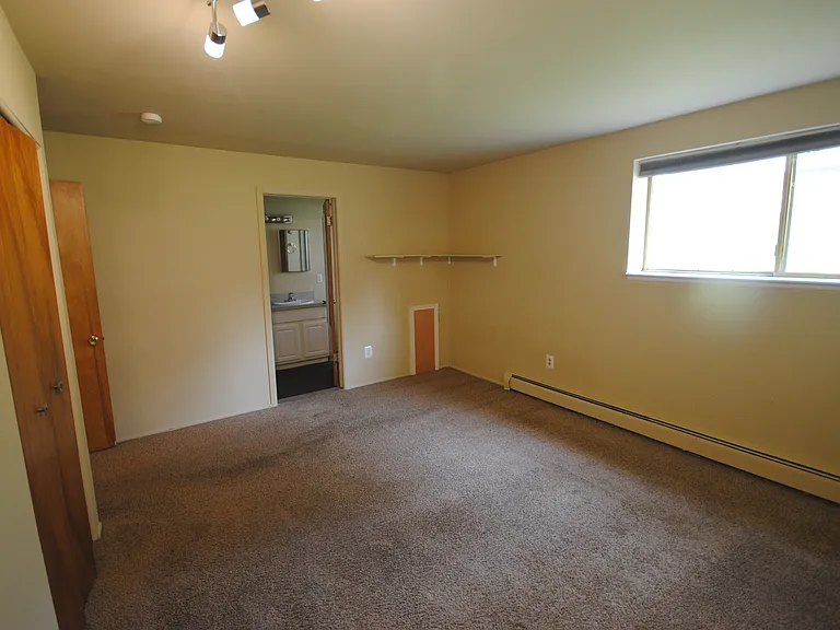817 Arch St — Photo 5