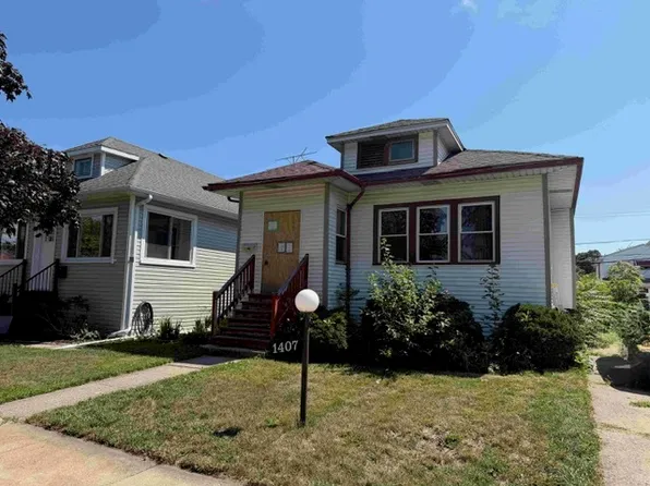 1407 S 16th Ave, Maywood, IL 60153