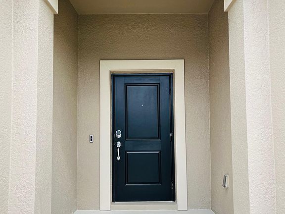 3rd image of 507 Hatteras Rd