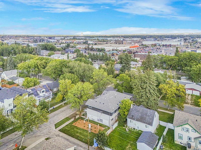 Edmonton Townhouse for rent - 3 Bedrooms — photo 36