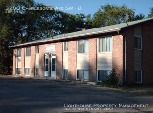 3200 Charlesgate Ave SW APT B, Wyoming, MI 49509