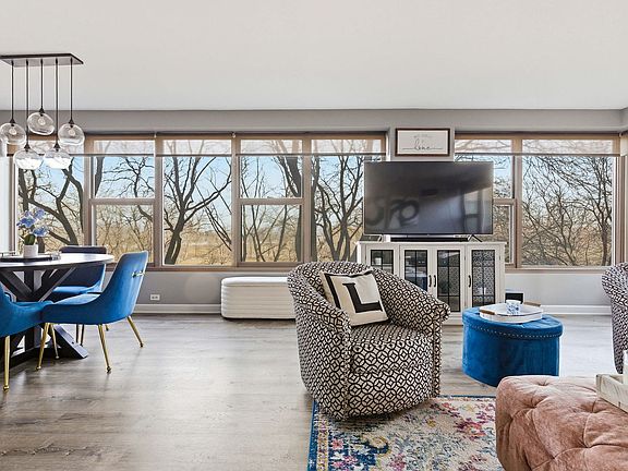5th image of 2970 N Lake Shore Dr APT 4B