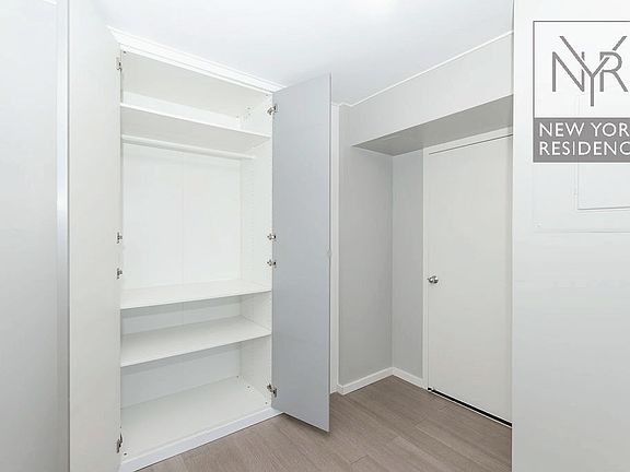5th image of 376 Broadway APT 12G