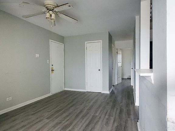 4th image of 4125 Jennifer Ln #3B