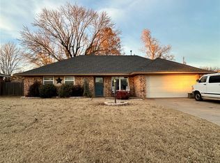 1429 Pine Ave, Weatherford, OK 73096