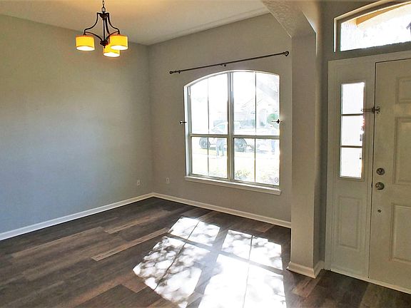 3rd image of 96328 RIDGEWOOD Circle