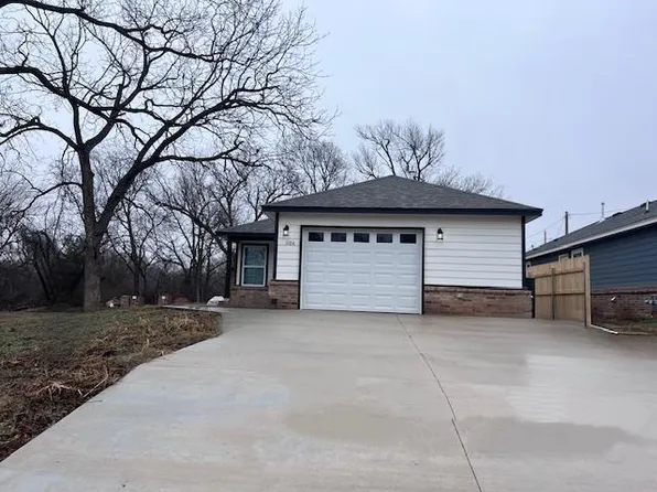 1106 N Central Ave, Cushing, OK 74023