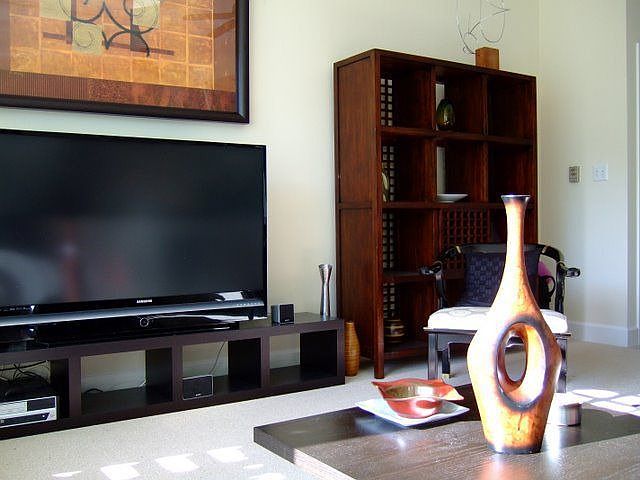 1st image of 220 Lombard St APT 322