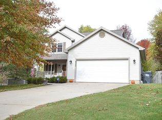 4355 Olde Forest Dr, Kalamazoo, MI 49009