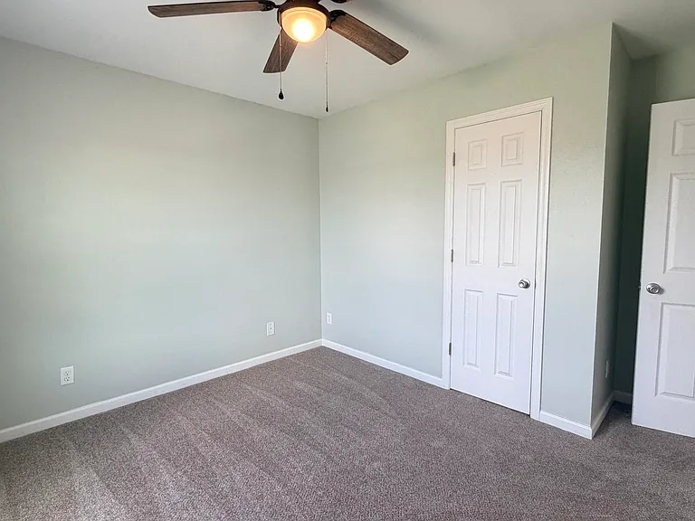 218 Long Neck Dr — Photo 16