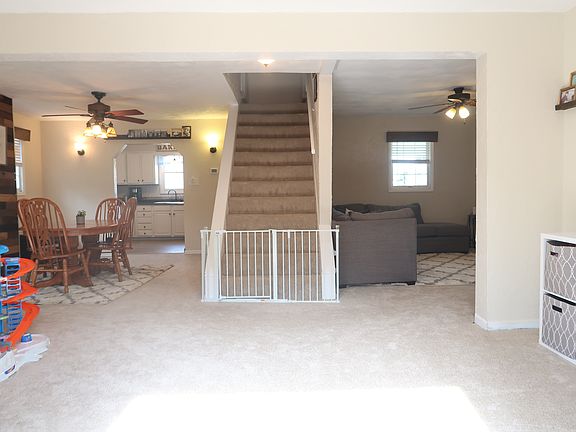 3rd image of 2007 Furlong St