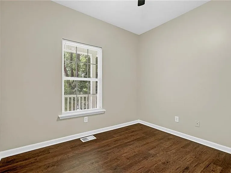 1477 Akridge St NW — Photo 11