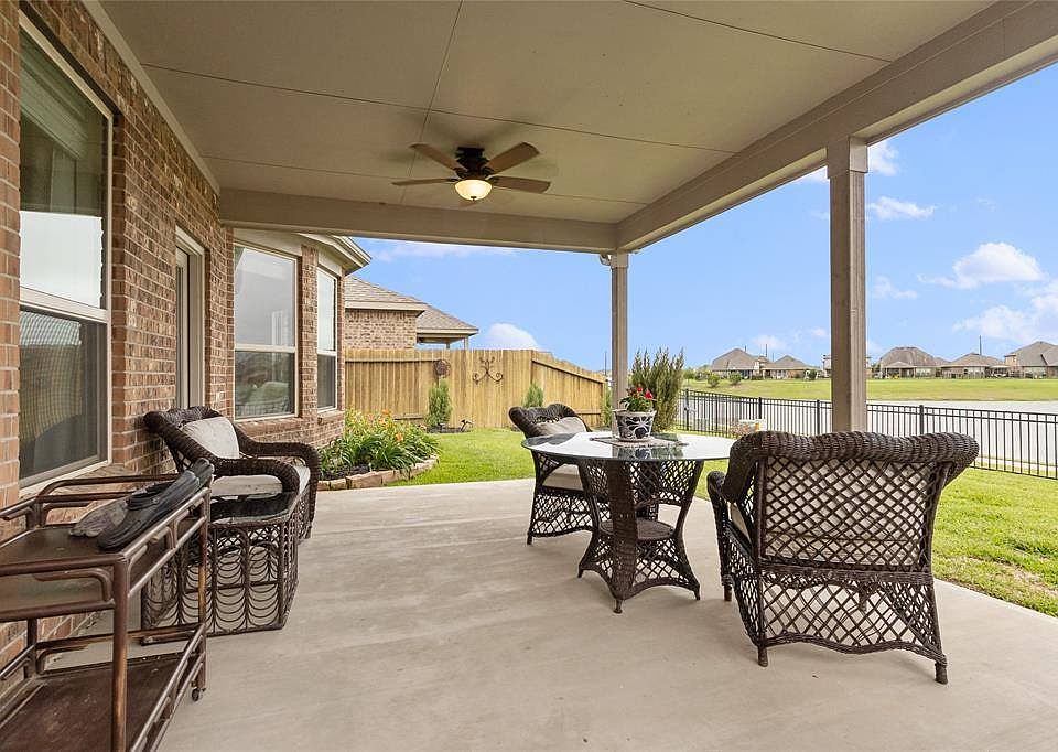 1st image of 24635 Royal Pike Dr