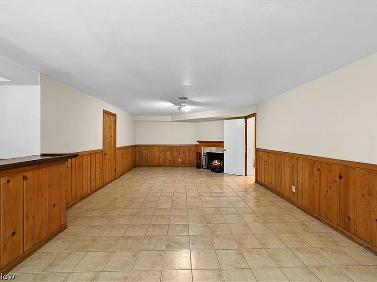 28175 Shaker Blvd — Photo 17