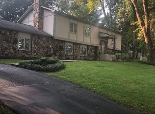 5 Steven Cir, Johnson City, TN 37604