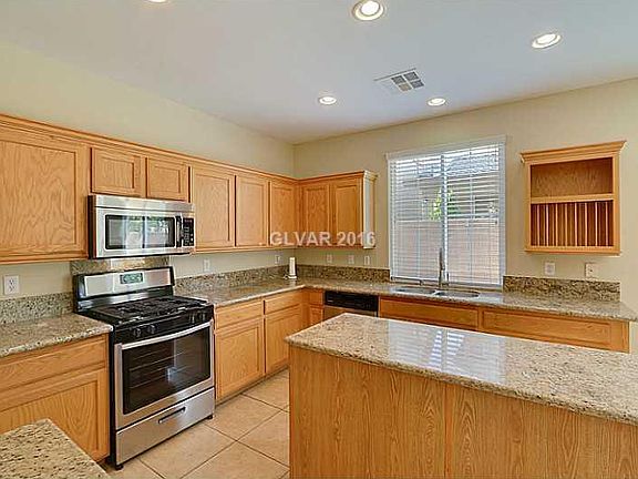 5th image of 3404 Sunrise Rose Ave