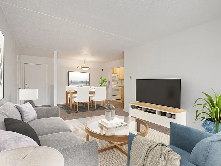 Park Plaza Apartments — Photo 11
