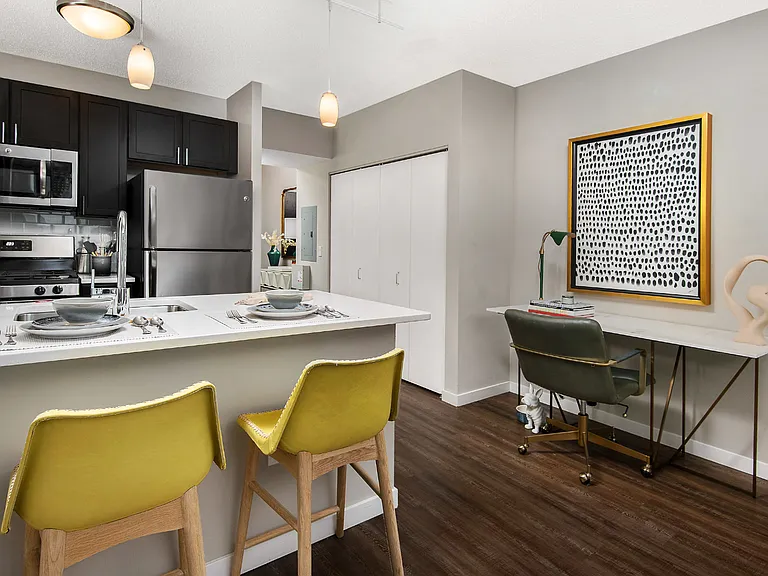 Atwater Apartments — Photo 12