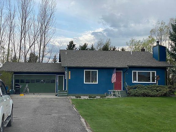 3rd image of 1855 Larkspur Dr