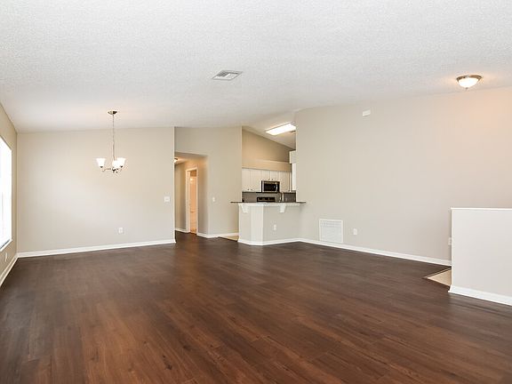 5th image of 11714 Brenford Crest Dr