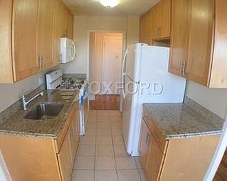 2nd image of 2010 Bruckner Blvd APT 4L