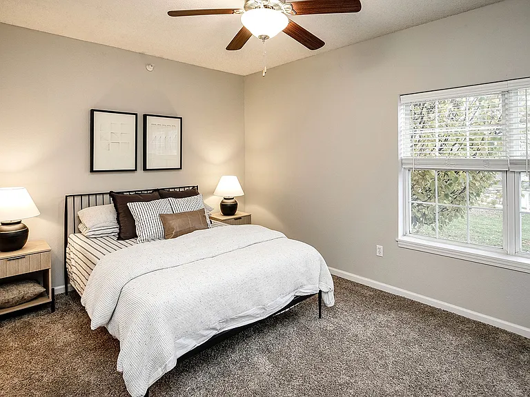 Autumn Grove Apartments — Photo 18