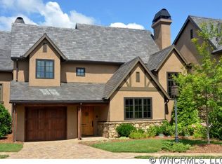 30 Village Oak Dr, Arden, NC 28704