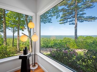 29 Montevideo Rd, Avon, CT 06001