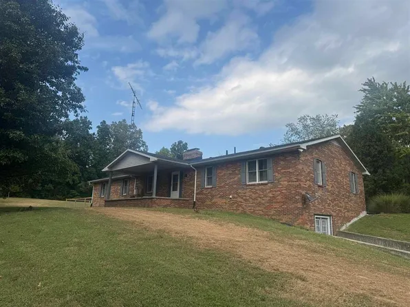 9393 Parks Rd, Utica, KY 42376