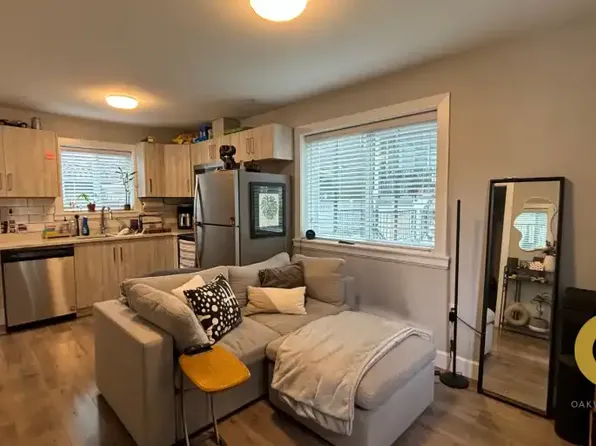 2554 Venables St, Vancouver, BC