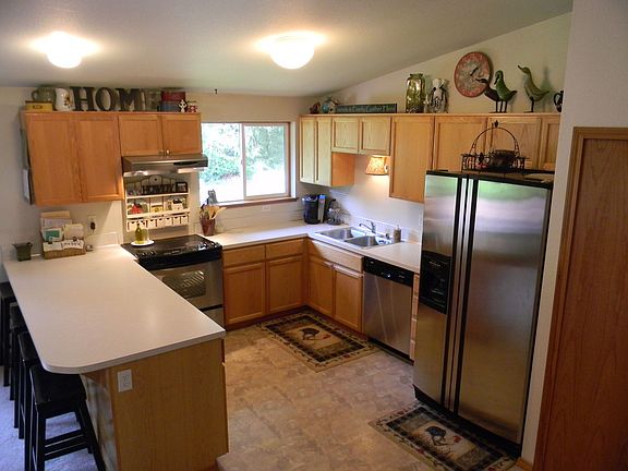 2nd image of 7539 Manzanita Dr NW