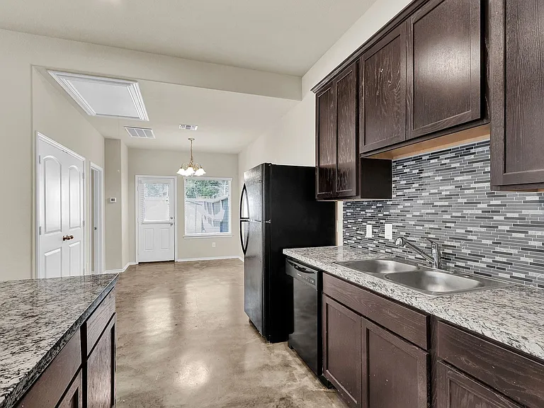 15841 Beechnut Dr — Photo 14