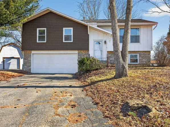 3507 S Roxbury Cir, Bloomington, IN 47401