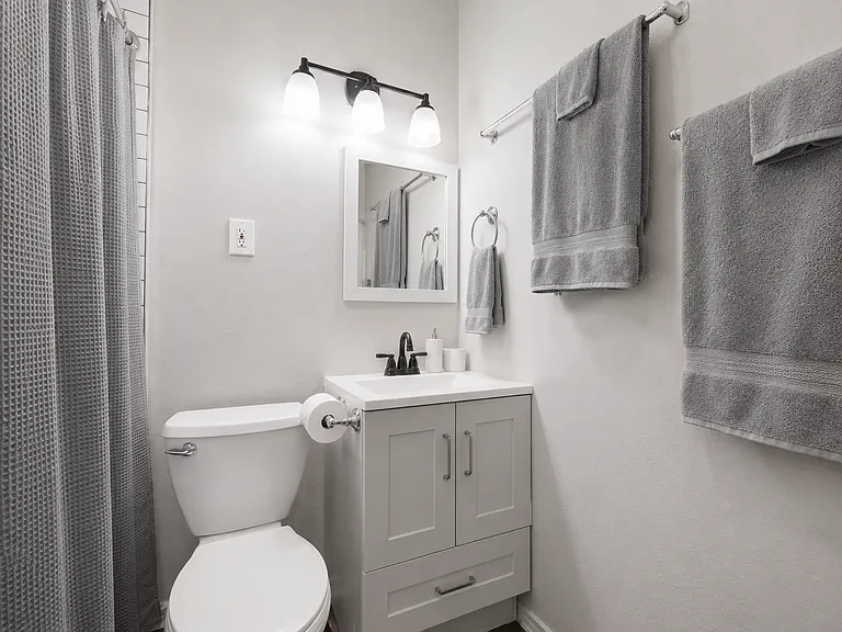 309 Dover Dr #309 — Photo 19