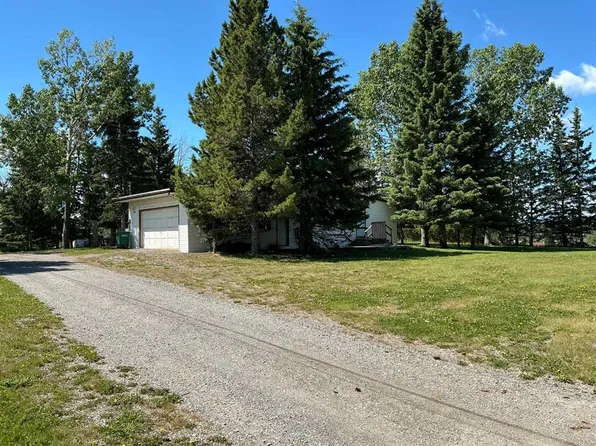 299 E 3rd St SE, Diamond Valley, AB T0L 0H0