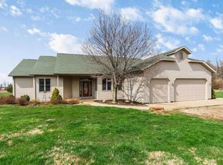 800 Flakesford Rd SW, Washington Court House, OH 43160