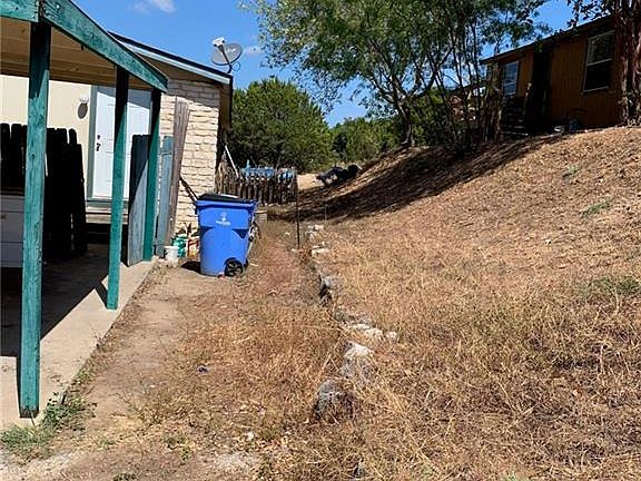 3rd image of 21475 Coyote Trl APT 3