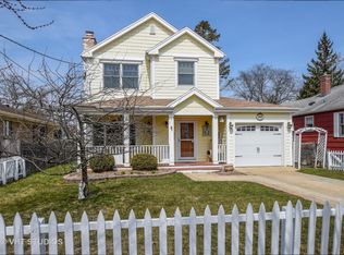 440 June Ter, Barrington, IL 60010